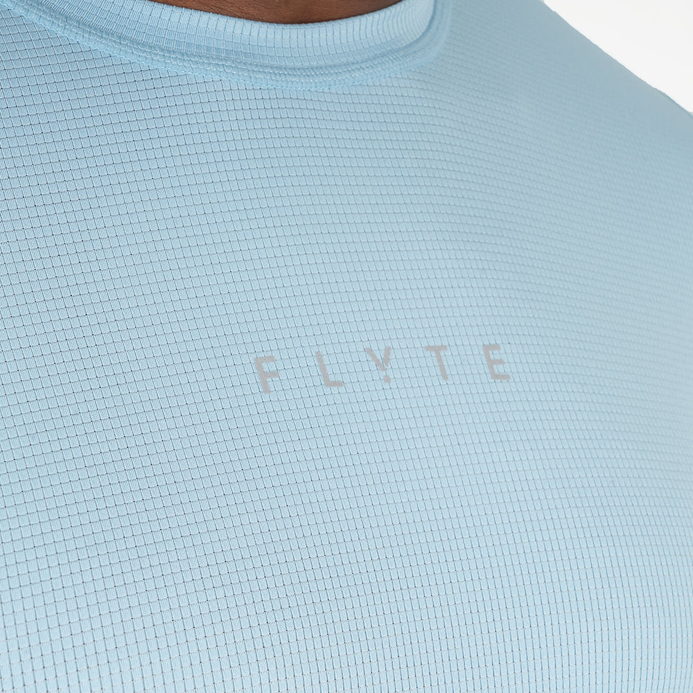 Mens Aeolus Core Long Sleeve Running Tee (Forget Me Not)