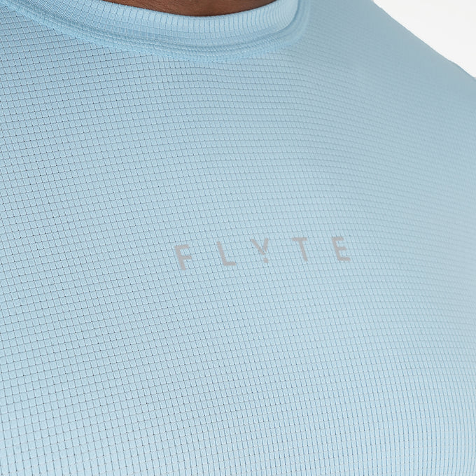 Mens Aeolus Core Long Sleeve Running Tee (Forget Me Not)