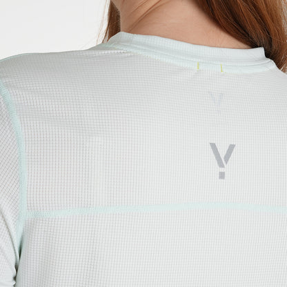Womens Elpis Core Long Sleeve Running Tee (Morning Mist)
