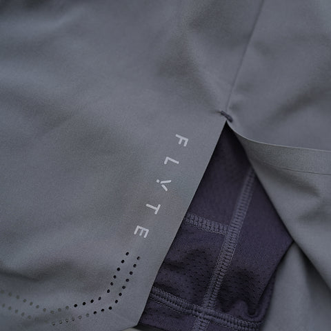 Mens Swift 2-In-1 Shorts (Charcoal/Graphite)