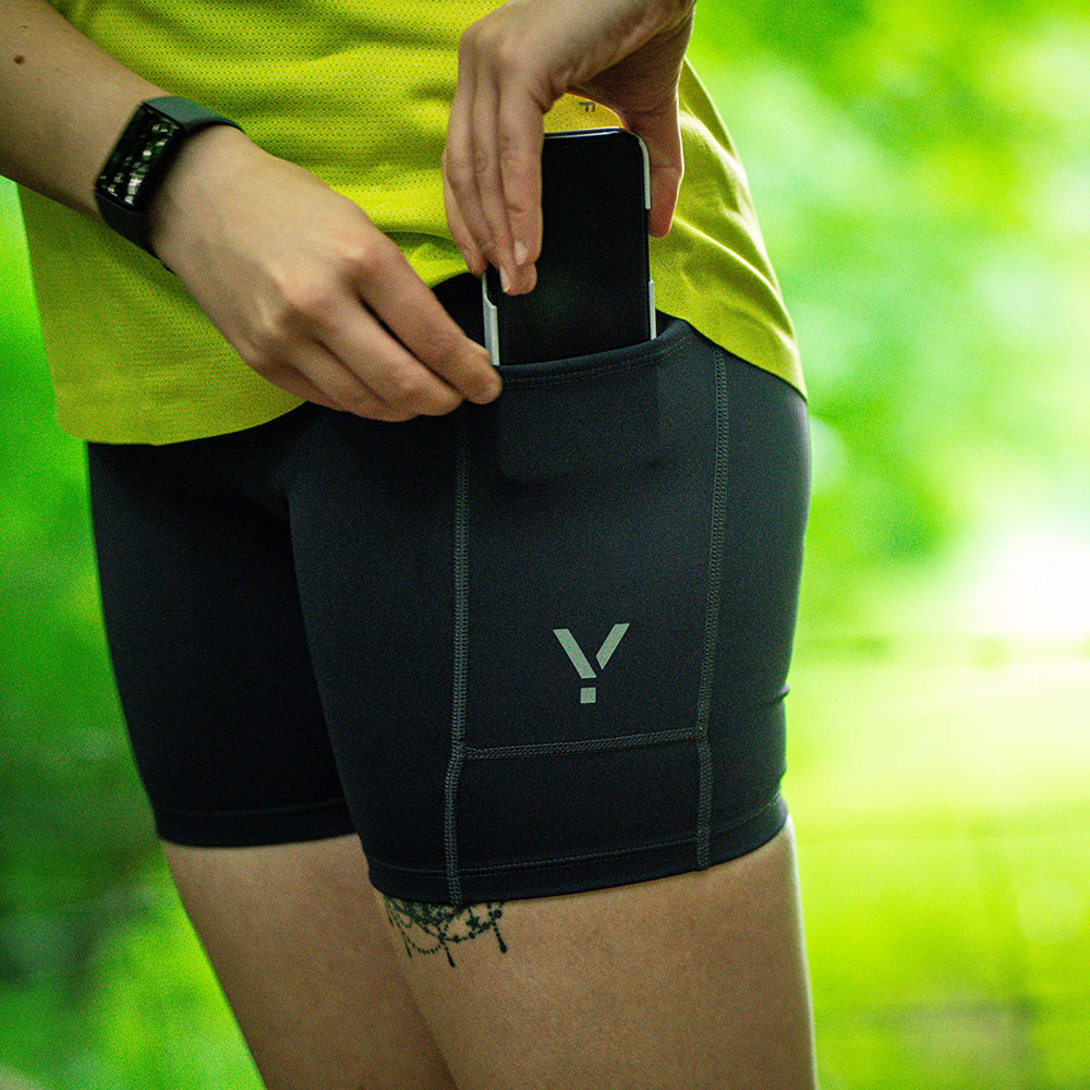Womens Gaia Tight Shorts (Graphite)